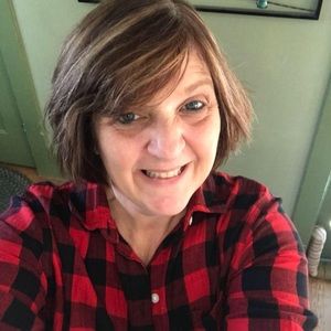 Meet your Posher, Laurene